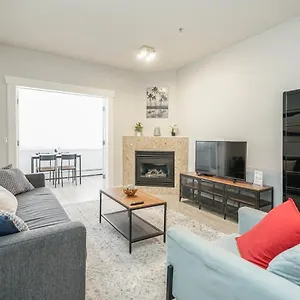 https://new-cozy-2-bedrooms-condo-w-parking.calgaryhotelsearch.com