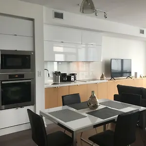 https://toronto-downtown-near-rogers-centre-high-rise-lakeview-condo.hotelstorontoontario.org
